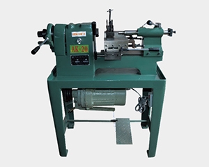 Table lathe